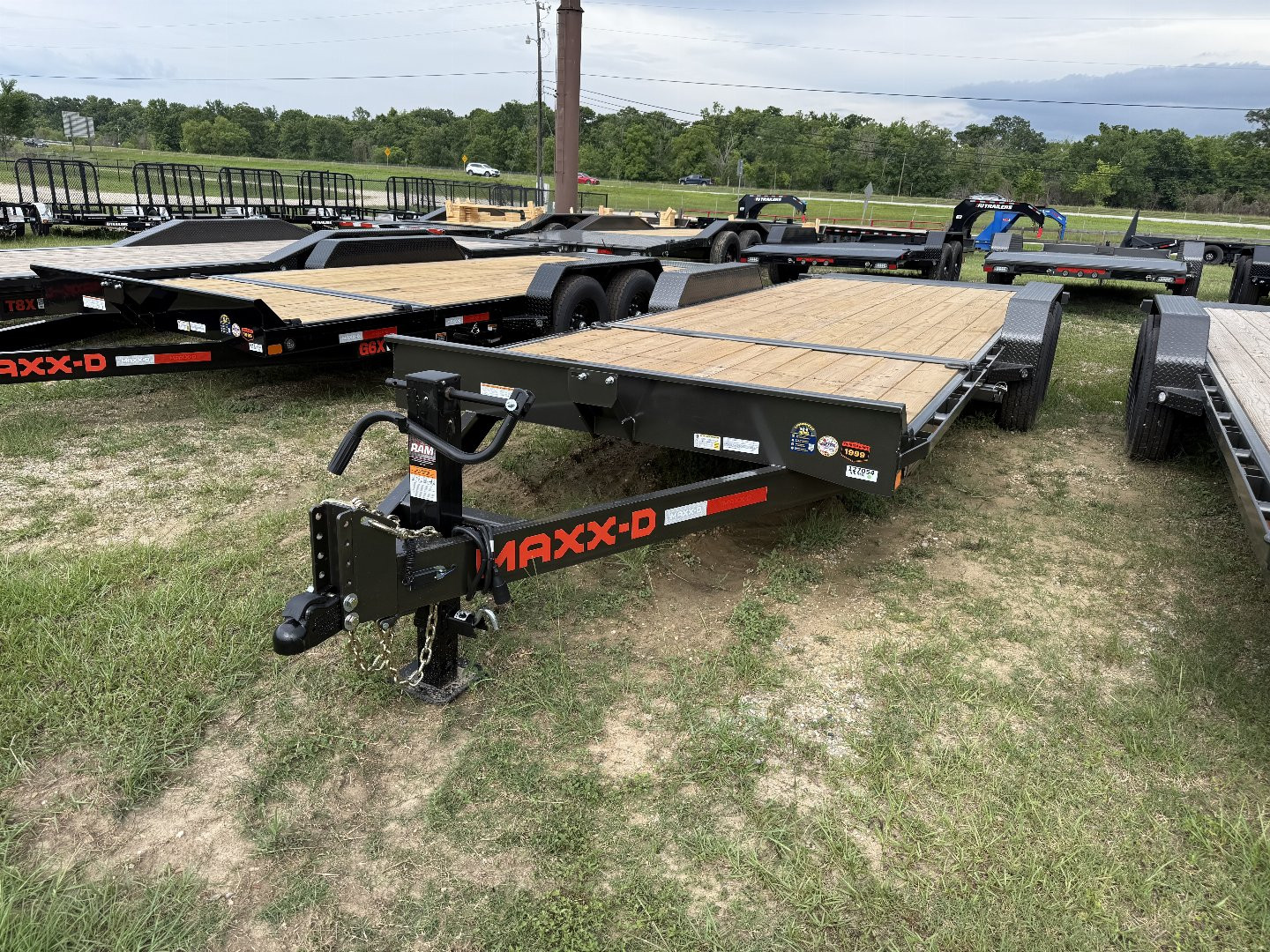 New 2026 MAXX-D G6X8322 GRAVITY Tilt Trailer