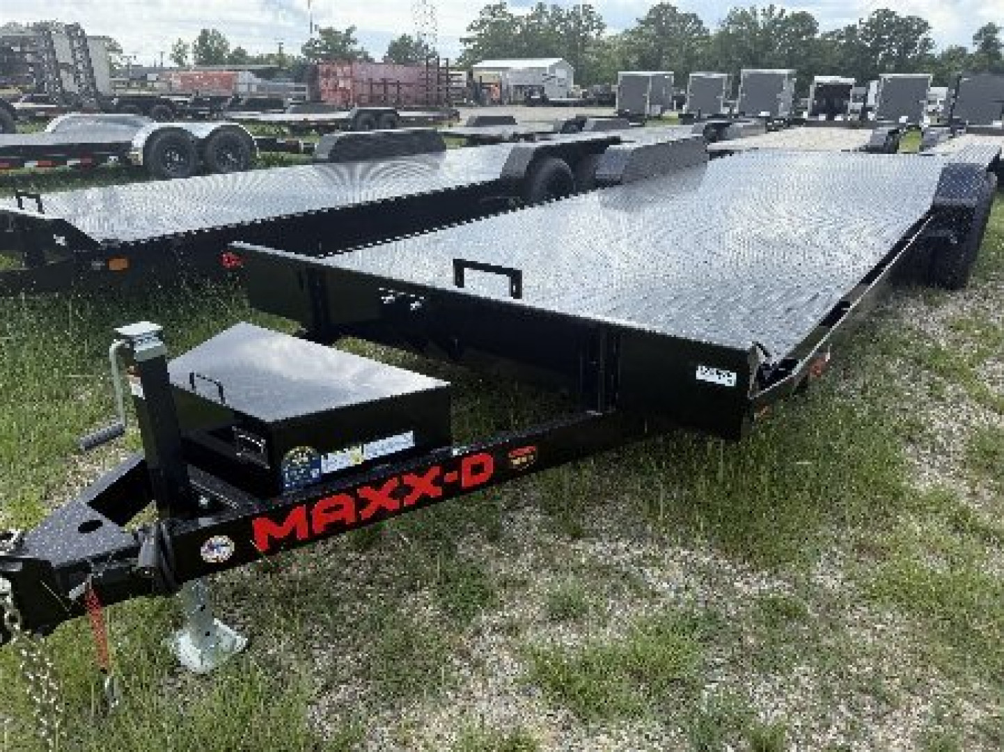 New 2026 MAXX-D C5X8324 STEEL DECK Car Hauler