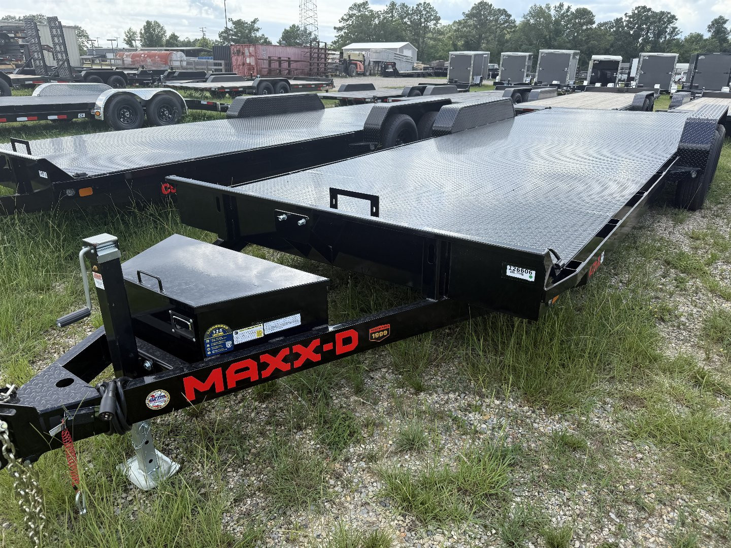 New 2026 MAXX-D C5X8324 STEEL DECK Car Hauler