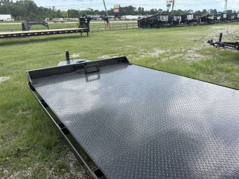 New 2026 MAXX-D C5X8324 STEEL DECK Car Hauler