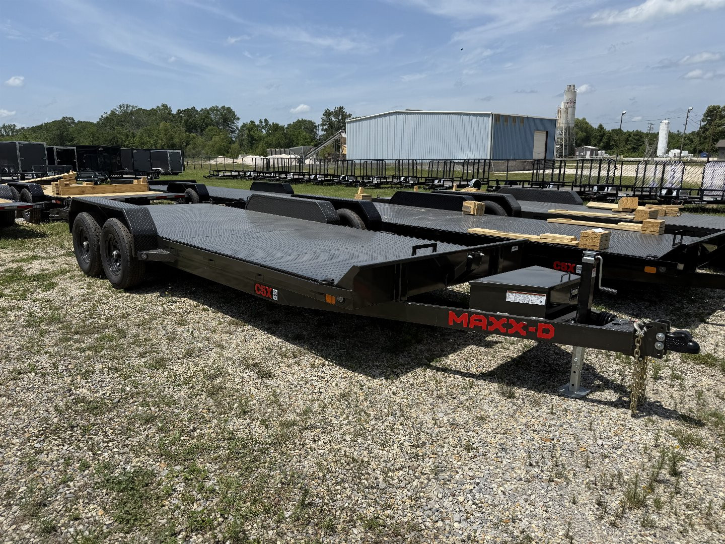 New 2026 MAXX-D C5X8320 STEEL DECK Car Hauler