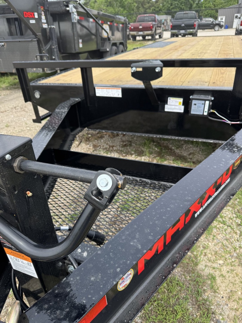 New 2025 MAXX-D DOX10222 Flatbed Trailer/EQUIPMENT