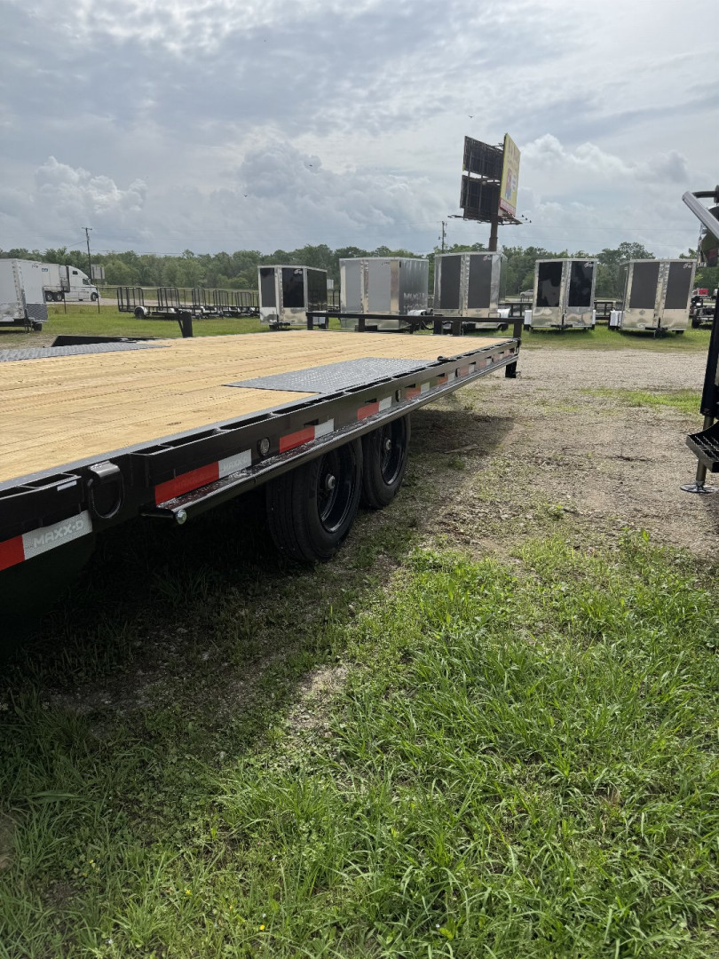 New 2025 MAXX-D DOX10222 Flatbed Trailer/EQUIPMENT