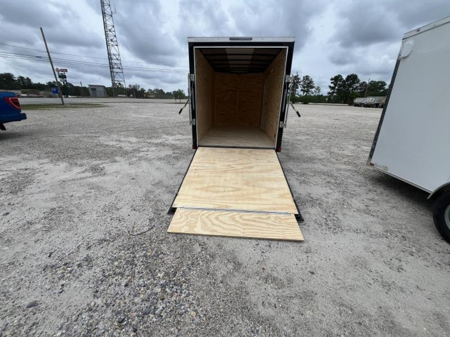 New 2025 Giddy Up USA 6 X 12 SA POLYCORE Cargo / Enclosed Trailer