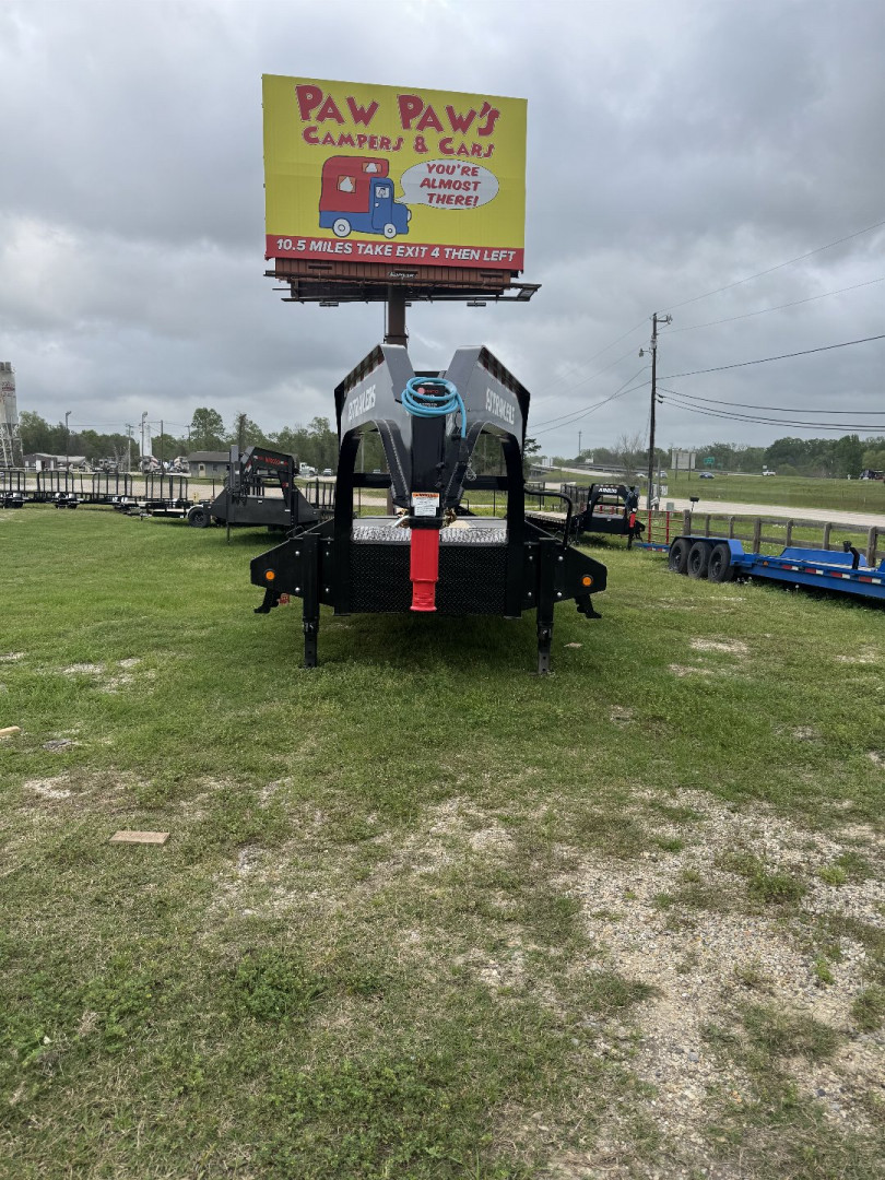 New 2025 PJ Trailers 30' LD LOW PRO FLATDECK Equipment Trailer