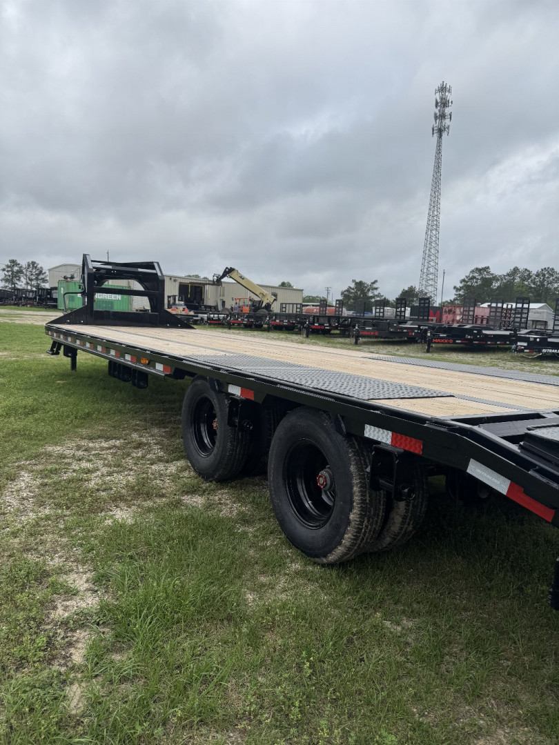 New 2025 PJ Trailers 30' LD LOW PRO FLATDECK Equipment Trailer