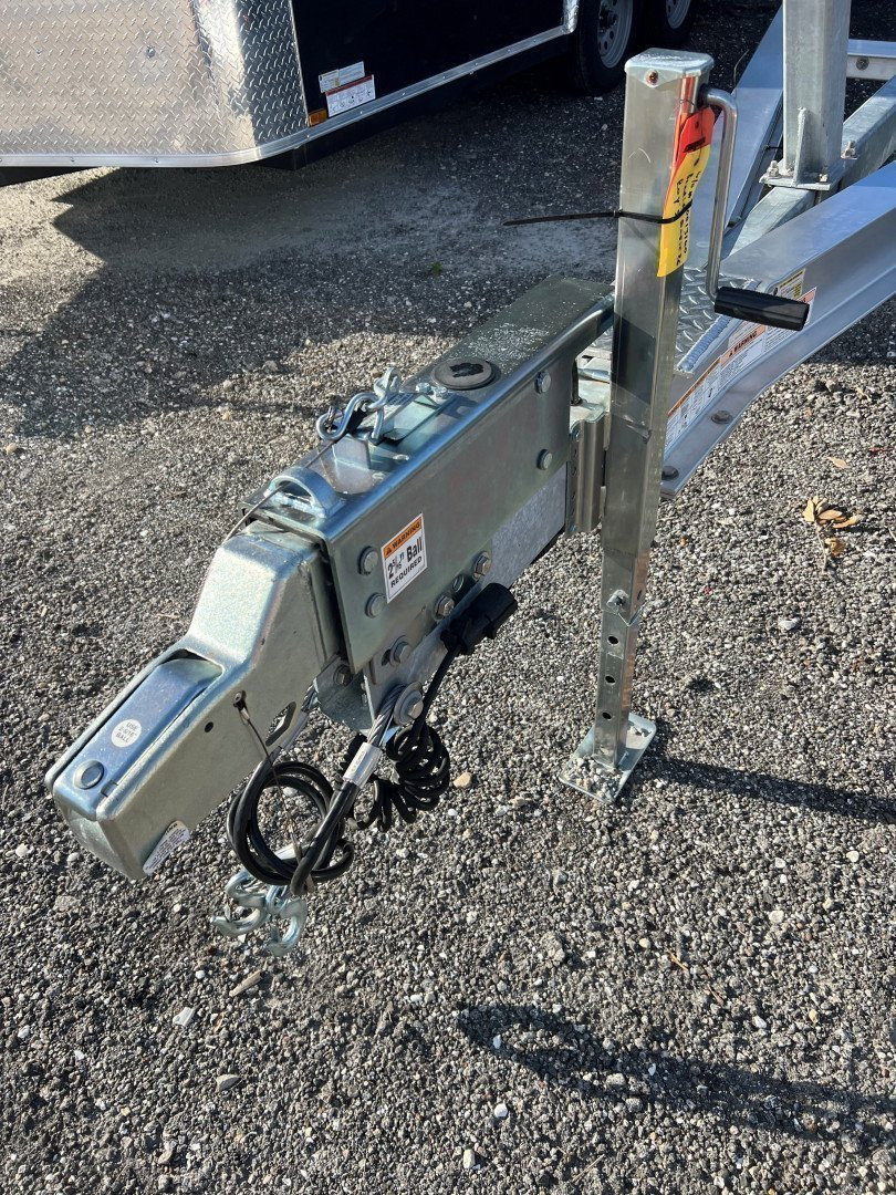 New 2025 BANDIT TANDEM AXLE 10000 LB GVWR FITS 26-28FT ALUMINUM BOAT TRAILER WITH TORSION AXLES/ADJUSTABLE BUNKS/GUIDE POLES