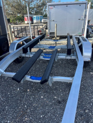 New 2025 BANDIT TANDEM AXLE 10000 LB GVWR FITS 26-28FT ALUMINUM BOAT TRAILER WITH TORSION AXLES/ADJUSTABLE BUNKS/GUIDE POLES