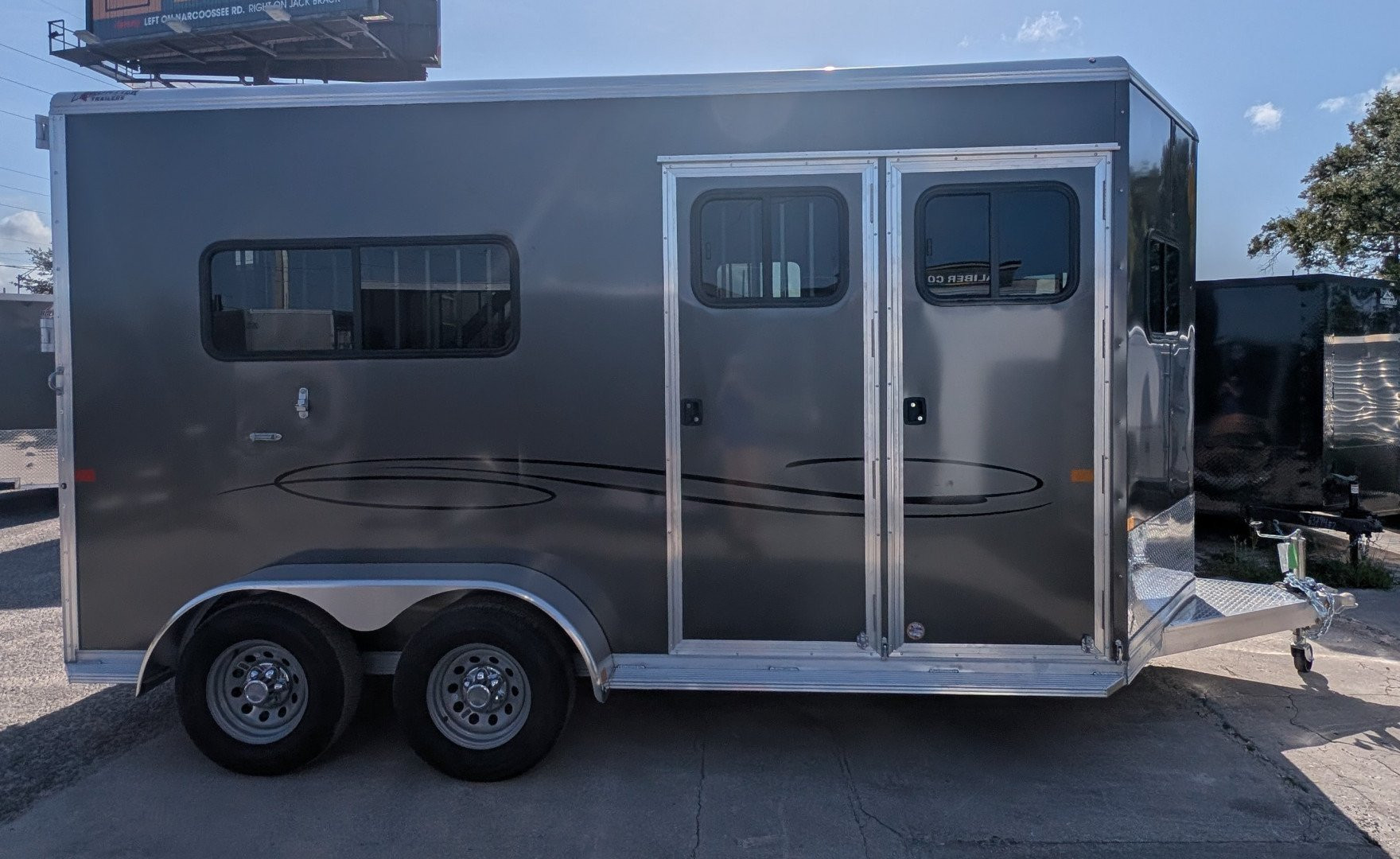 New 2025 Frontier Trailers Horse Trailer AMBASSADOR STRAIGHT LOAD 2H BP