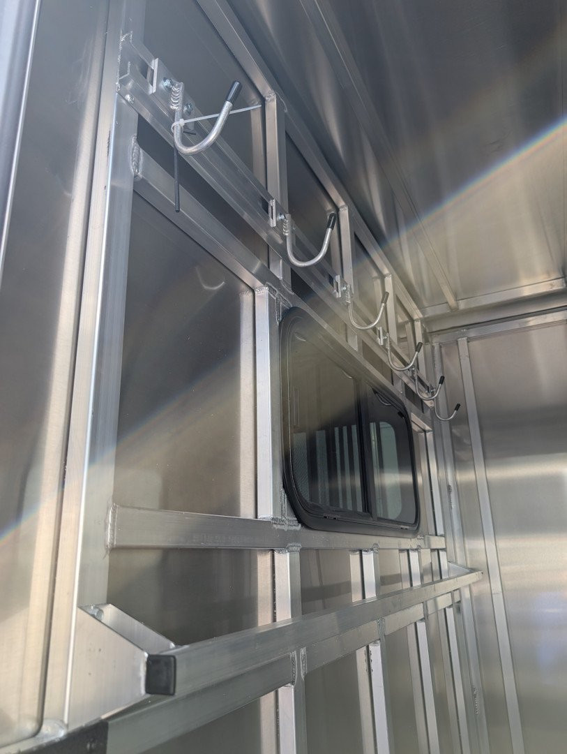 New 2025 Frontier Trailers Horse Trailer AMBASSADOR 2H STRAIGHT