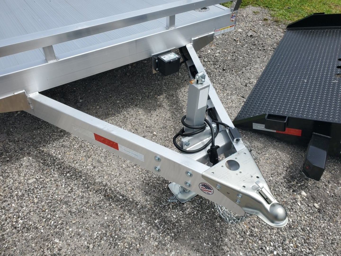 New 2025 Sure-Trac TANDEM AXLE 10000 LB GVWR 7X20 ALUMINUM Car / Racing Trailer WITH ALUMINUM DECK, MAG WHEELS, SLIDE IN RAMPS, 4 D-RING TIE DOWNS, SET BACK JACK