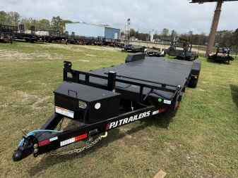 New 2025 PJ Trailers 24' STEEL DECK Equipment Trailer