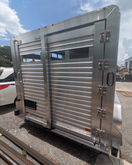 New 2025 Frontier Trailers LIVESTOCK 16'7" 10K Stock / Stock Combo Trailer