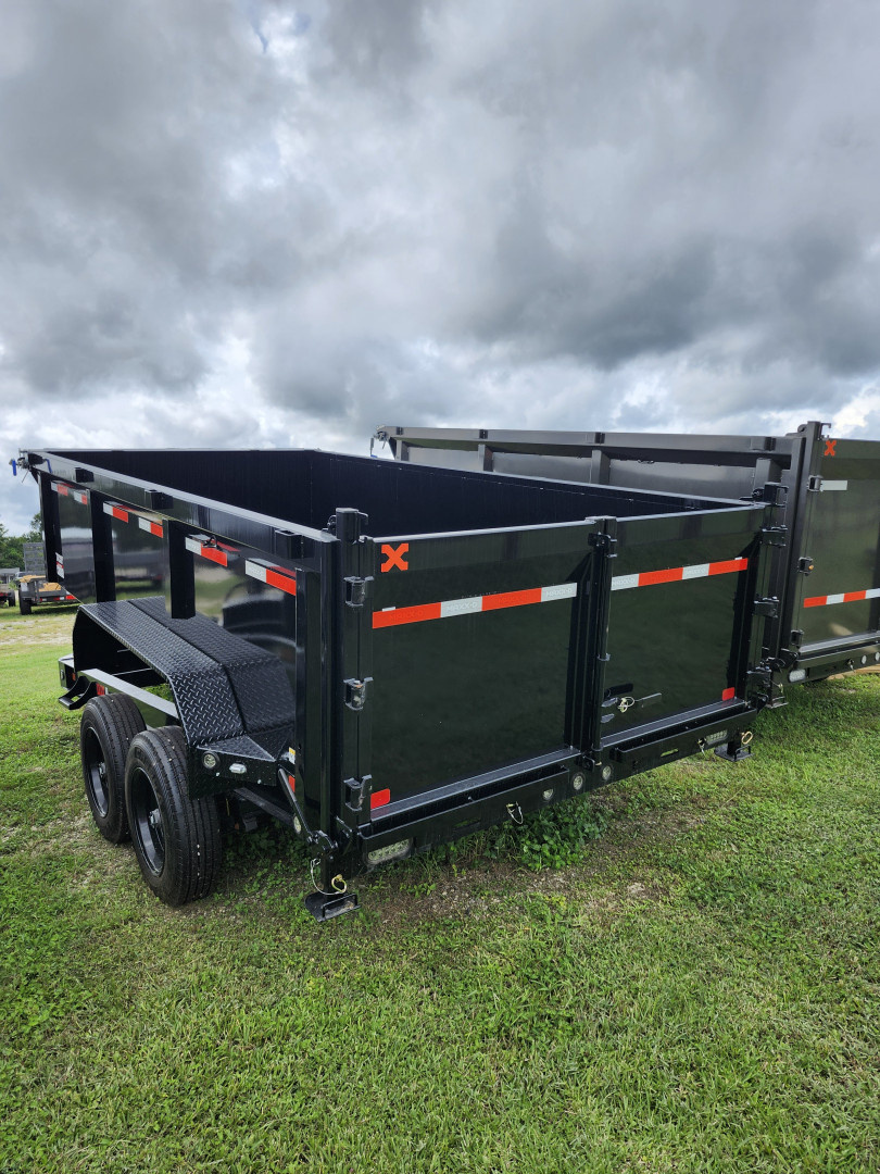 New 2025 MAXX-D DJX8314 Dump Trailer