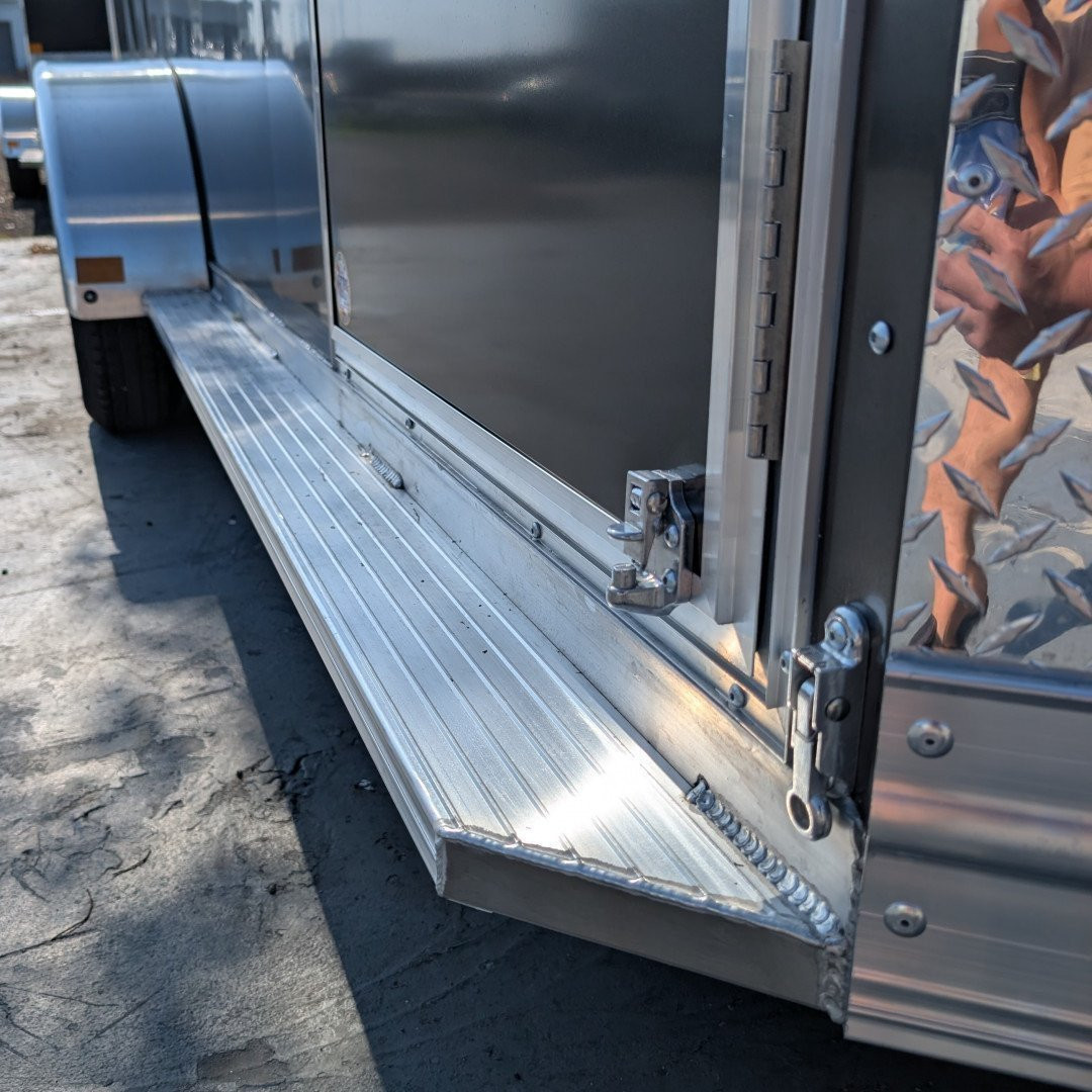 New 2025 Frontier Trailers Horse Trailer STRIDER 3H BP