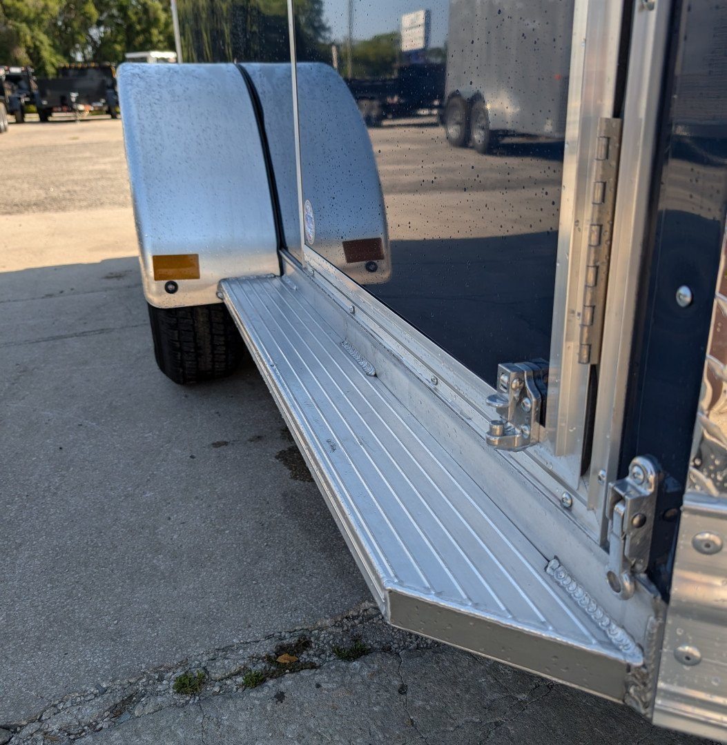 New 2025 Frontier Trailers Horse Trailer STRIDER 2 HORSE SLANT