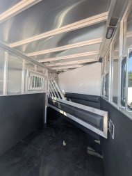 New 2025 Frontier Trailers Horse Trailer STRIDER 2 HORSE SLANT