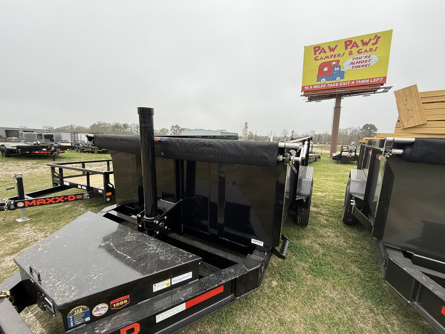 New 2025 MAXX-D DTX8314 Dump Trailer
