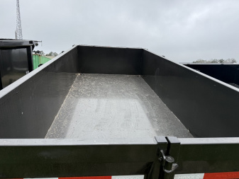 New 2025 MAXXD DJX8316 Dump Trailer