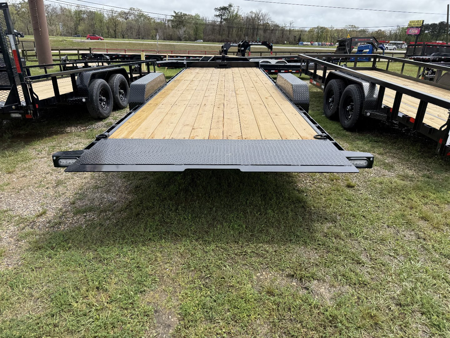 New 2025 MAXX-D T8X8324 24' x 83'' Tilt Trailer