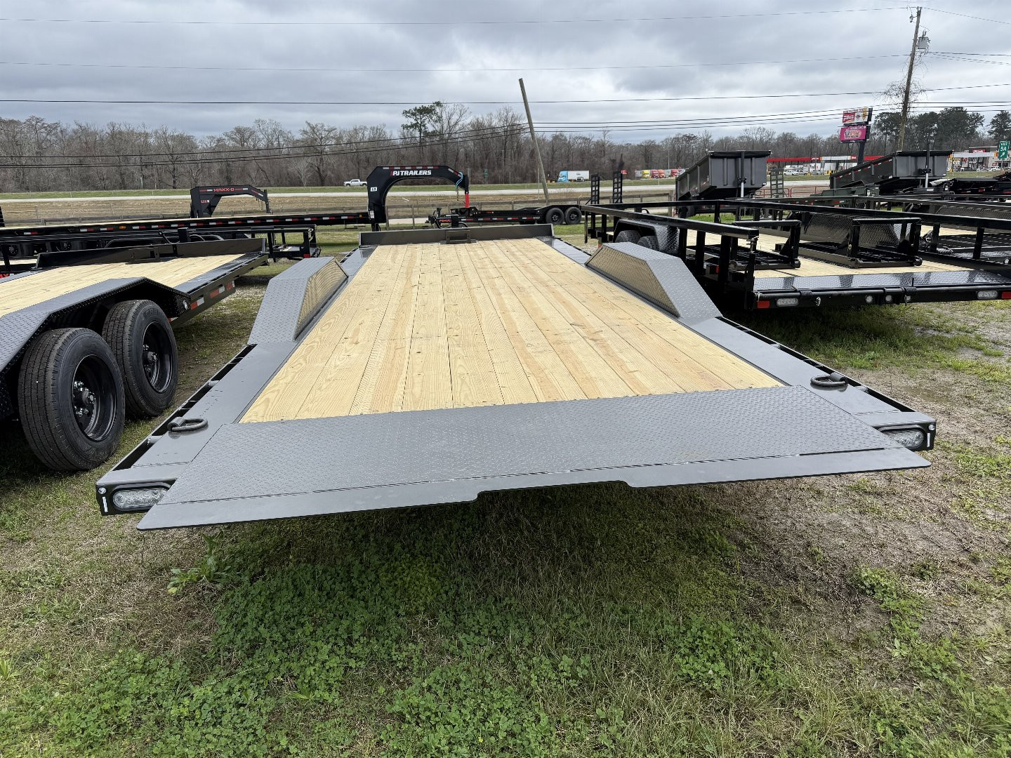 New 2025 MAXX-D T8X10224 24' x 102'' Tilt Trailer
