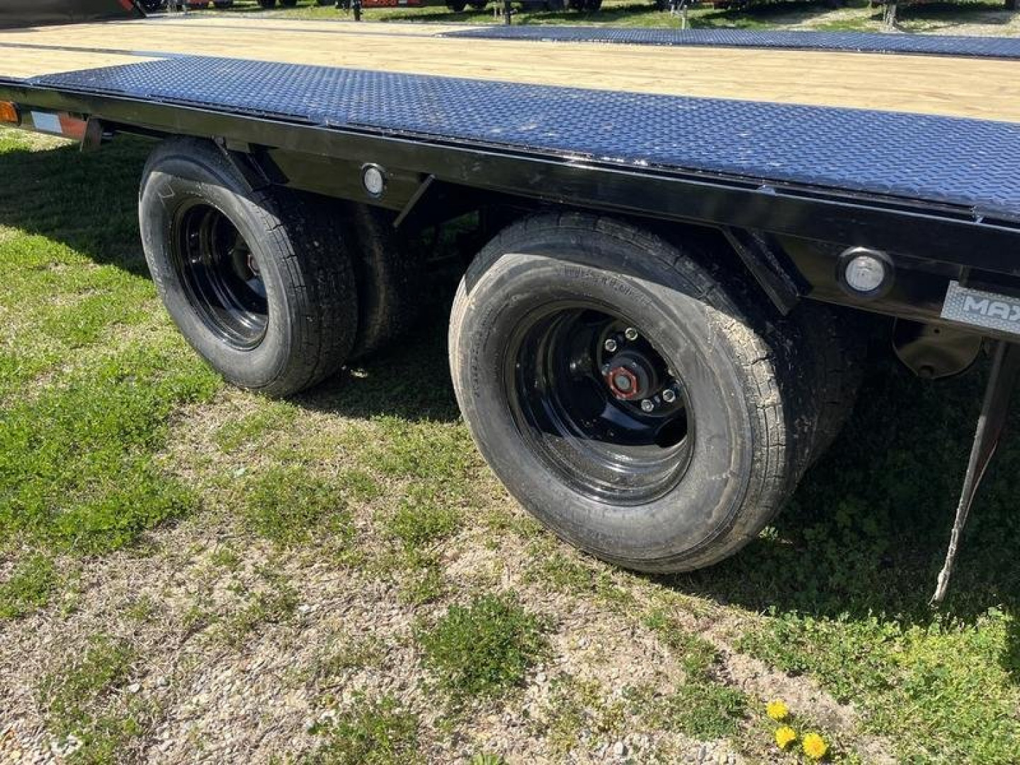 New 2024 MAXXD Trailers LDX LDX10225 FLATBED/EQUIPMENT