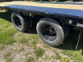 New 2024 MAXXD Trailers LDX LDX10225 FLATBED/EQUIPMENT