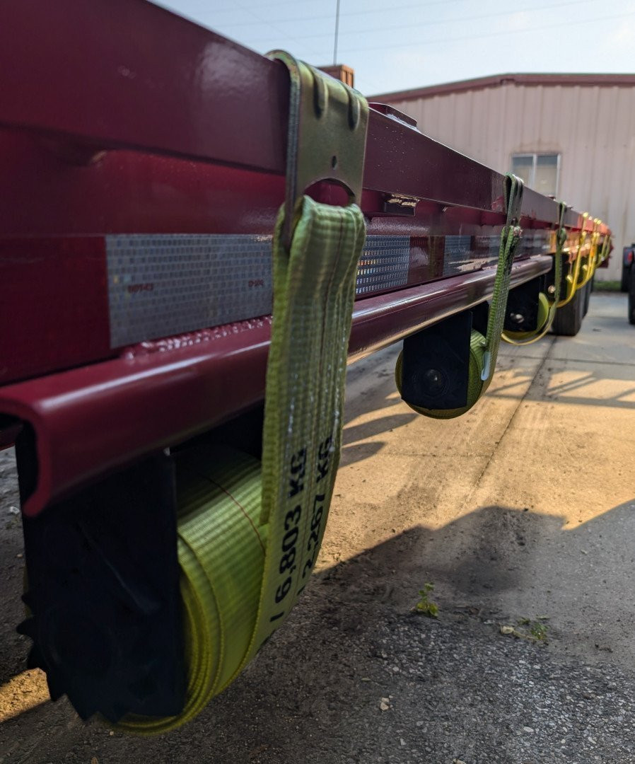 New 2024 Sure-Trac 8.5X40 TANDEM AXLE DUALLY 25900 LB GVWR GOOSENECK DECKOVER TRAILER WITH DUAL HYDRAULIC JACKS, WINCH, 14 PLY TIRES INCLUDING SPARE, TOOLBOXES, SOLAR CHARGER, FULL WIDTH RAMPS