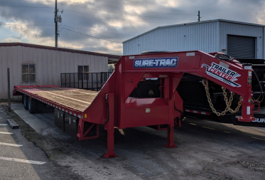 New 2024 Sure-Trac 8.5X40 TANDEM AXLE DUALLY 25900 LB GVWR GOOSENECK DECKOVER TRAILER WITH DUAL HYDRAULIC JACKS, WINCH, 14 PLY TIRES INCLUDING SPARE, TOOLBOXES, SOLAR CHARGER, FULL WIDTH RAMPS