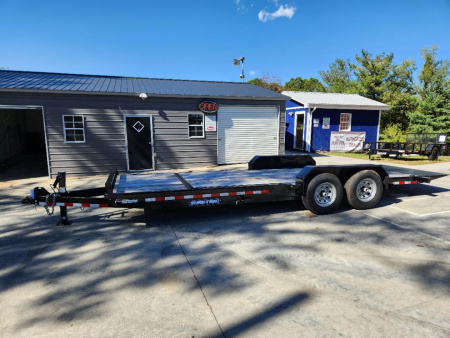 New 2025 Sure-Trac 7 X 22 Tilt Trailer