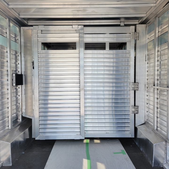 New 2024 Frontier Trailers LIVESTOCK GN 8X24 Stock / Stock Combo Trailer