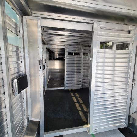 New 2024 Frontier Trailers LIVESTOCK GN 8X24 Stock / Stock Combo Trailer