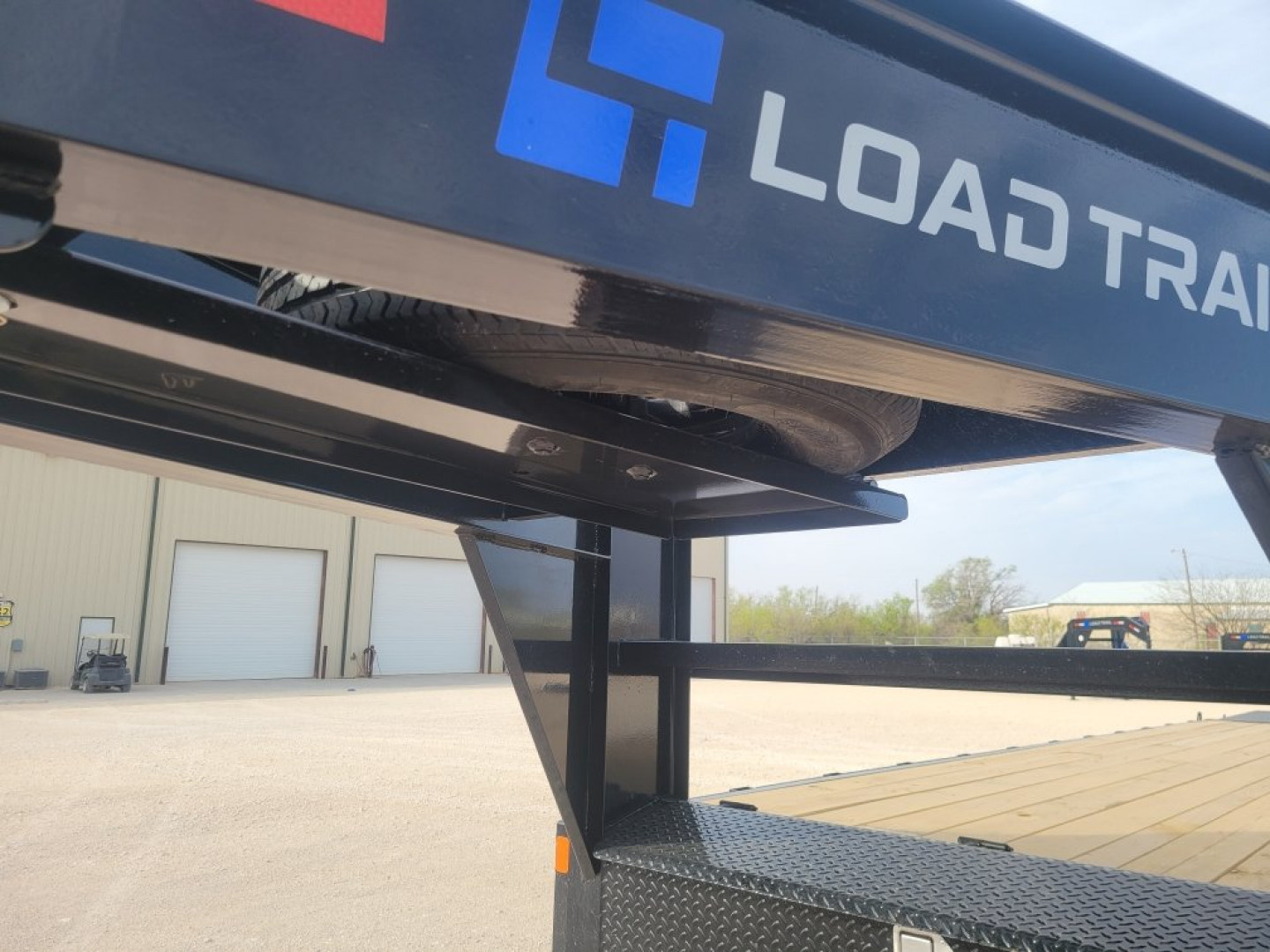 New 2025 Load Trail 30' 14k Gooseneck w/ Max Ramps