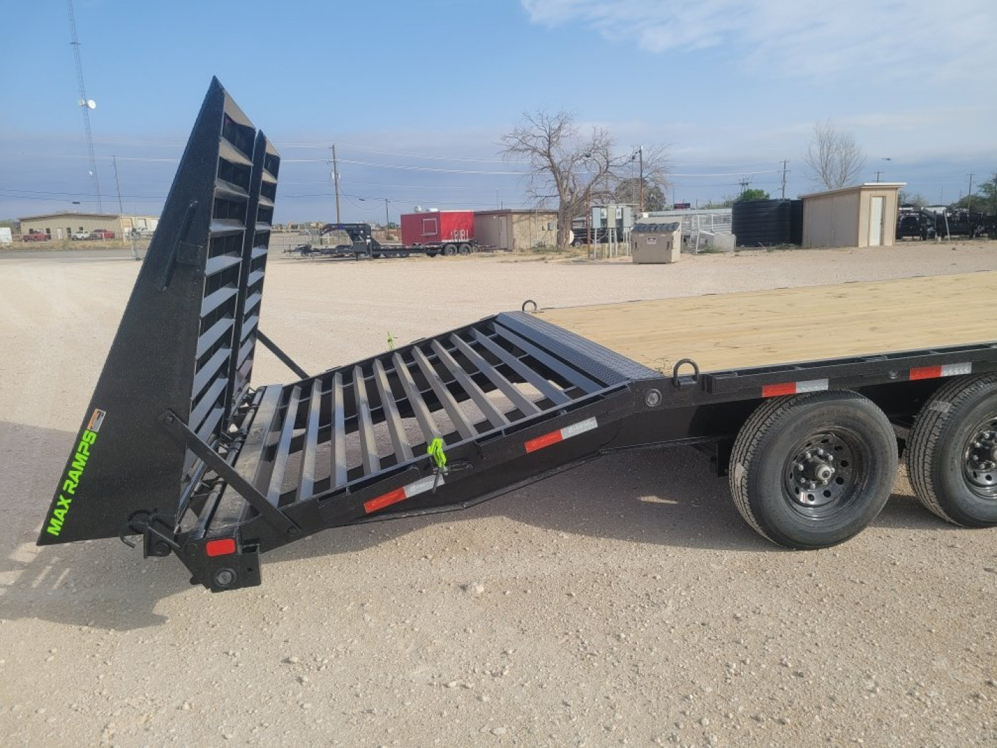 New 2025 Load Trail 30' 14k Gooseneck w/ Max Ramps