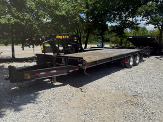 Used 2015 Other 25' Pintle Hitch with Air Brakes Equipment Trailer