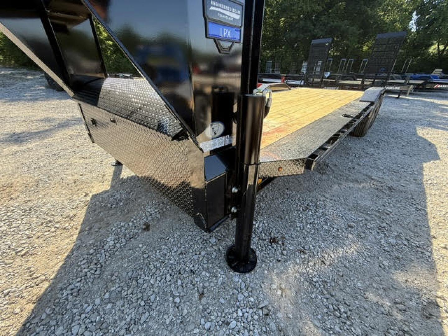 New 2025 Diamond C Trailers LPX 210-GN Package 22'X82" Flatbed Trailer