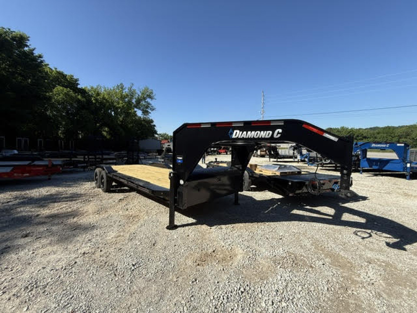 New 2025 Diamond C Trailers LPX 210-GN Package 22'X82" Flatbed Trailer