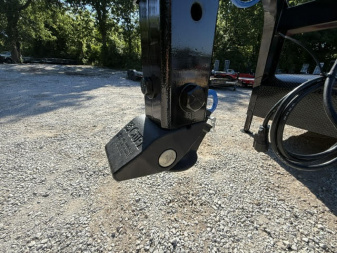 New 2025 Diamond C Trailers LPX 210-GN Package 22'X82" Flatbed Trailer