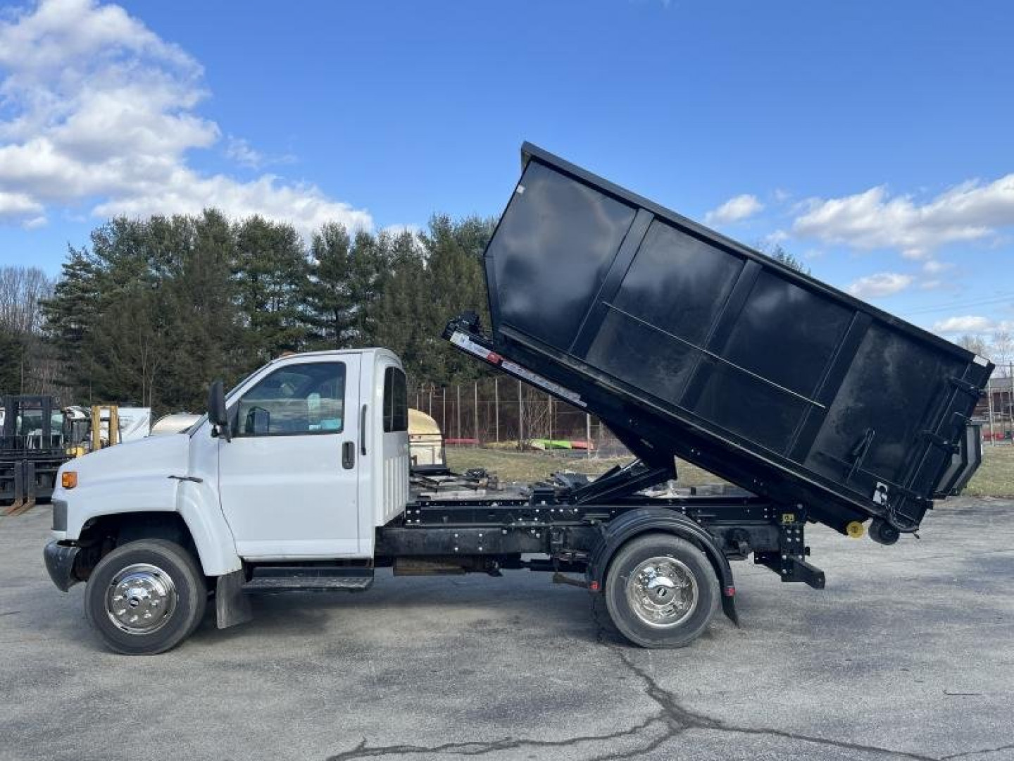 Used 2005 GMC 5500 W/ Switch N Go Truck