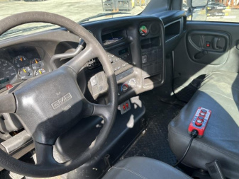 Used 2005 GMC 5500 W/ Switch N Go Truck