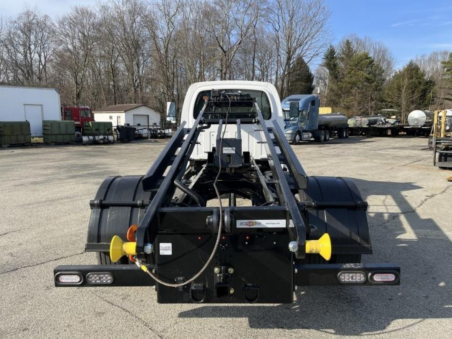 Used 2007 GMC 5500 w/ Switch N Go Truck