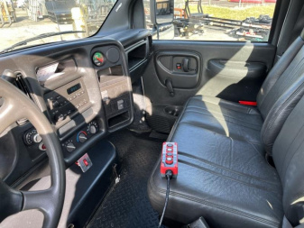 Used 2007 GMC 5500 w/ Switch N Go Truck