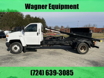 Used 2007 GMC 5500 w/ Switch N Go Truck