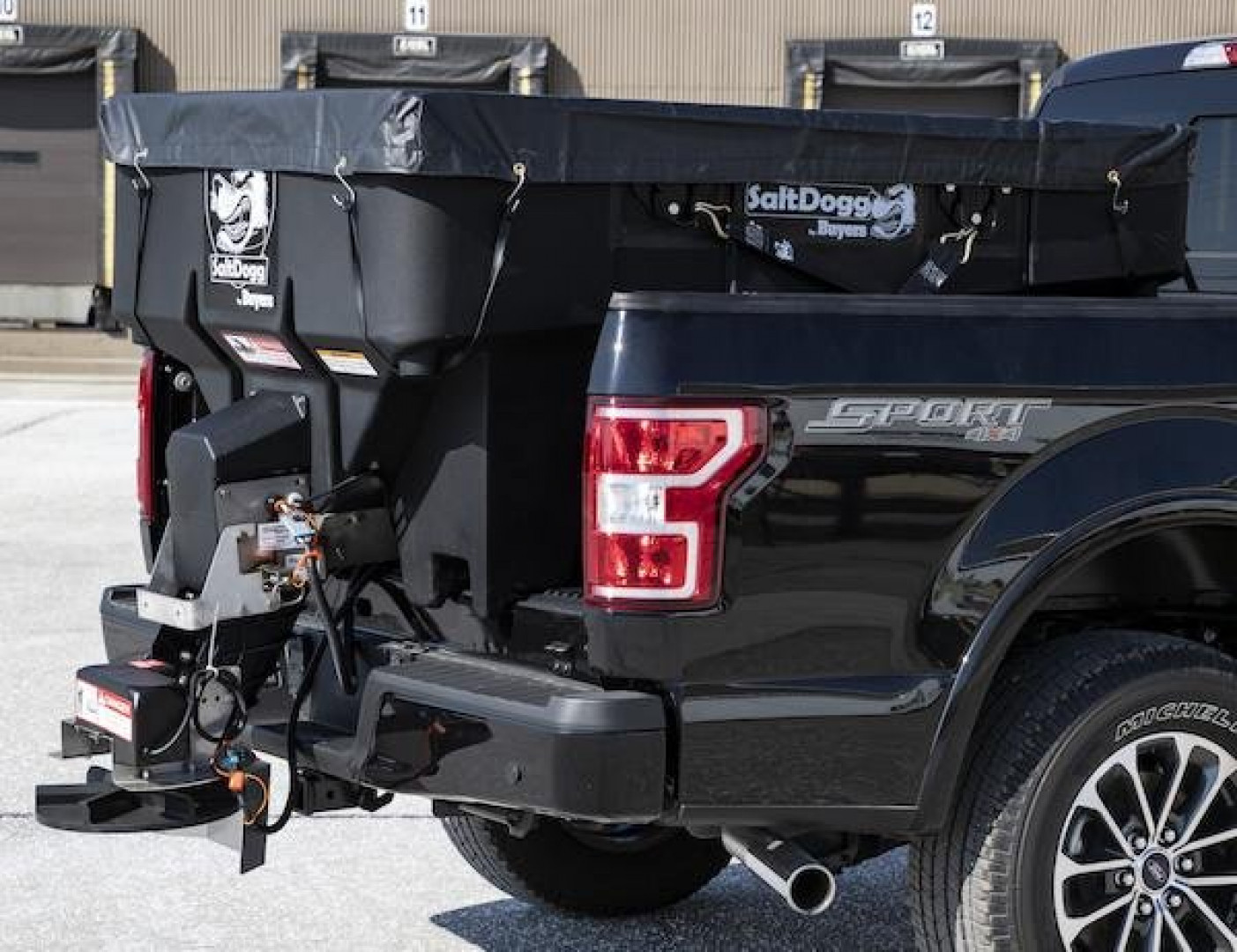 New SaltDogg SHPE1000 Salt Spreader *CALL FOR PRESEASON PRICING*