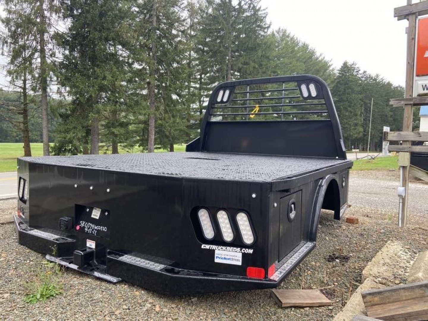 New CM TRUCK BED SK 9'4 STEEL SKIRTED FLATBED 60" CA CHASSIS