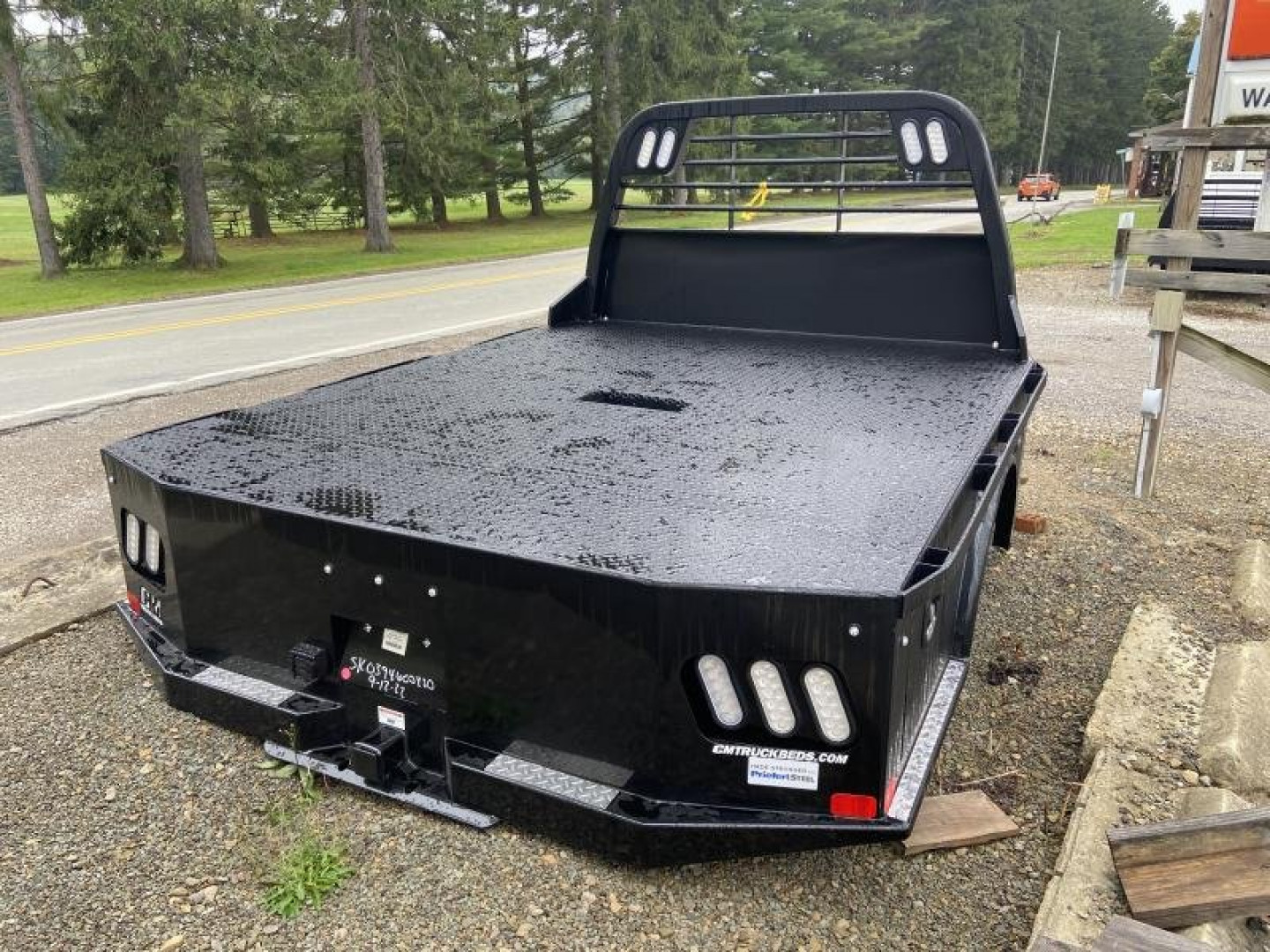 New CM TRUCK BED SK 9'4 STEEL SKIRTED FLATBED 60" CA CHASSIS