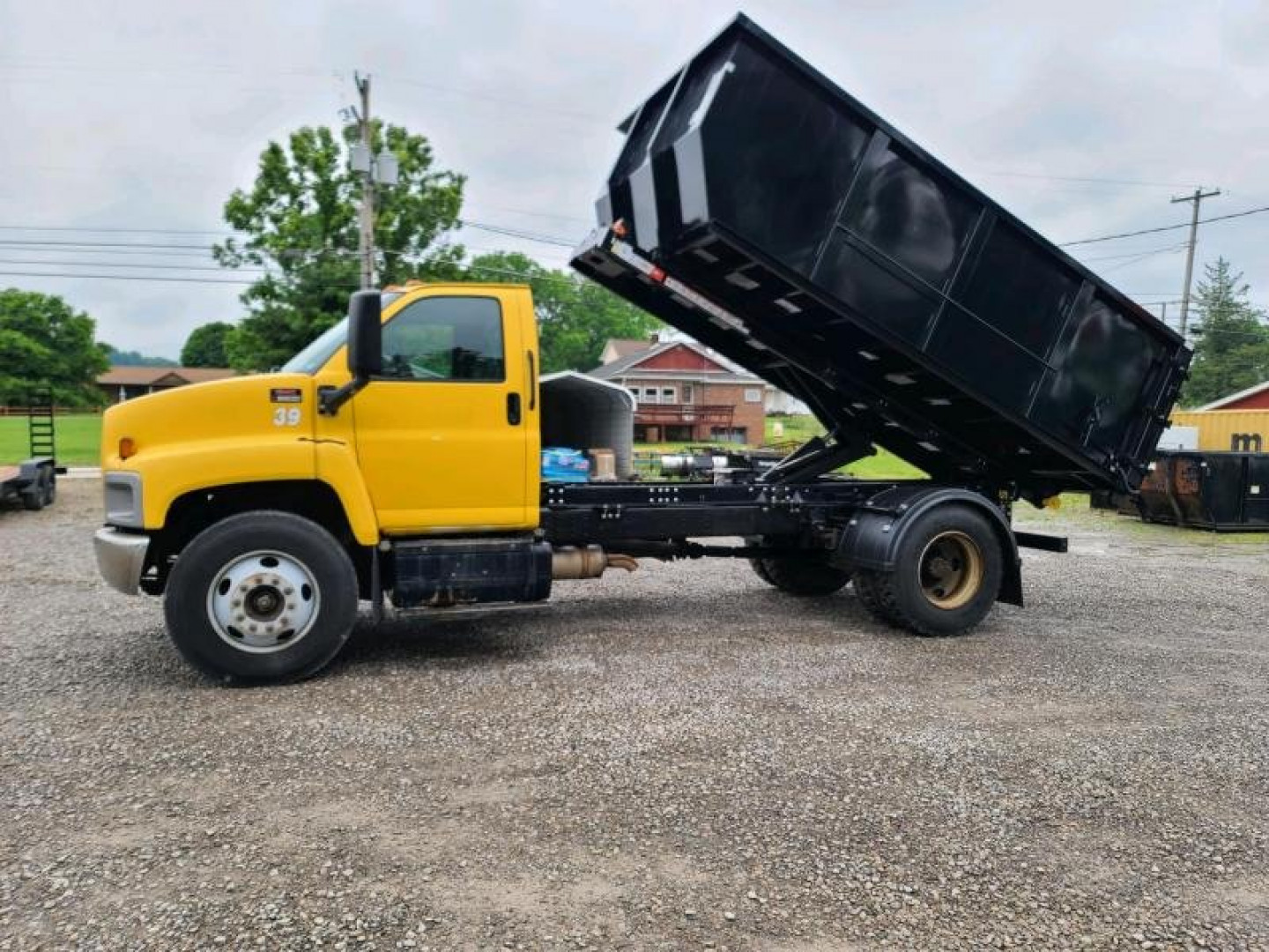 Used 2003 GMC C6500 w/ Switch N Go Truck