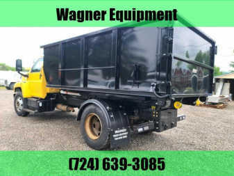 Used 2003 GMC C6500 w/ Switch N Go Truck