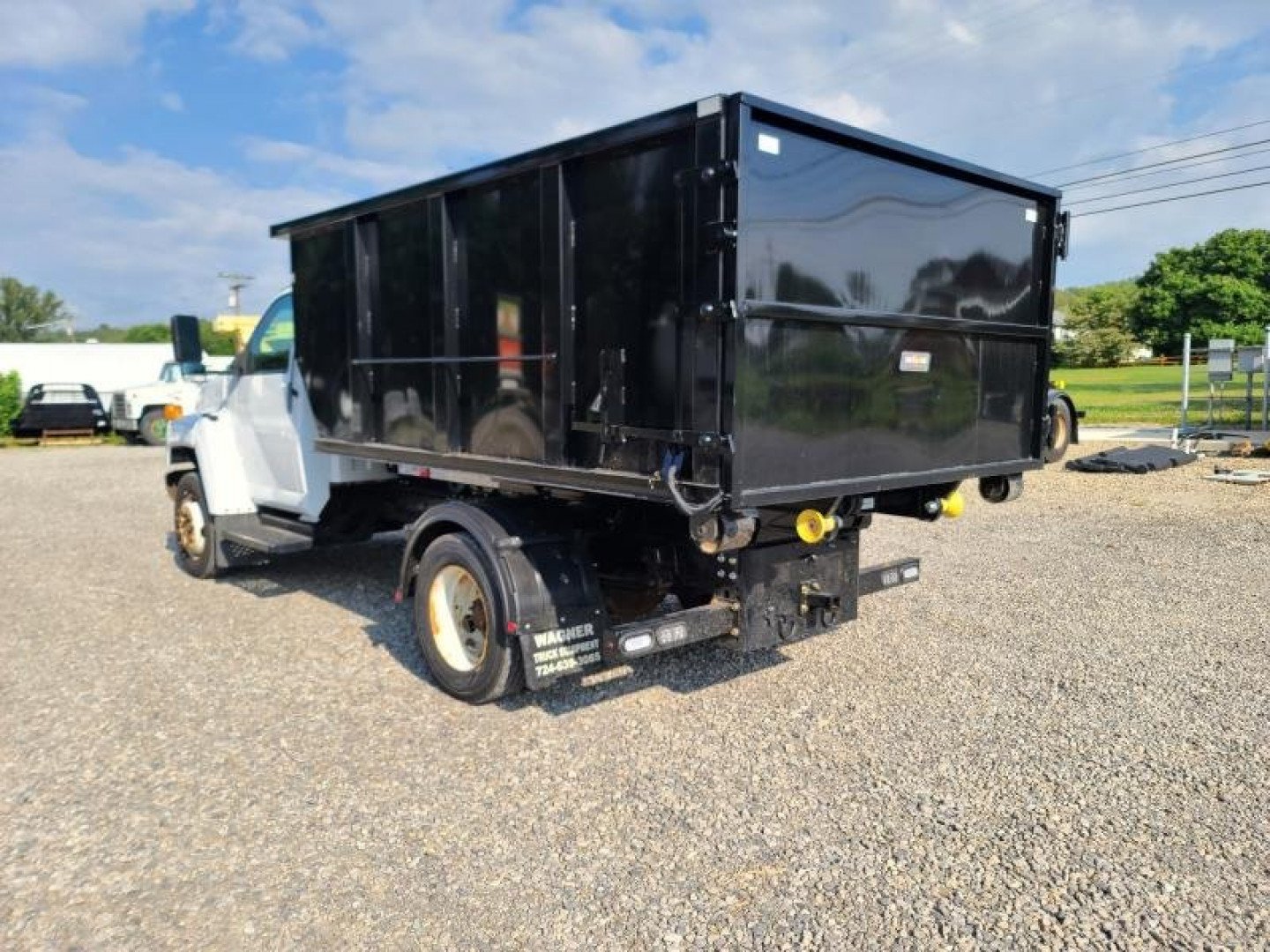 Used 2006 GMC 5500 W/ SWITCH N GO TRUCK