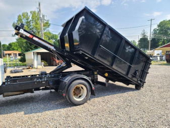 Used 2006 GMC 5500 W/ SWITCH N GO TRUCK